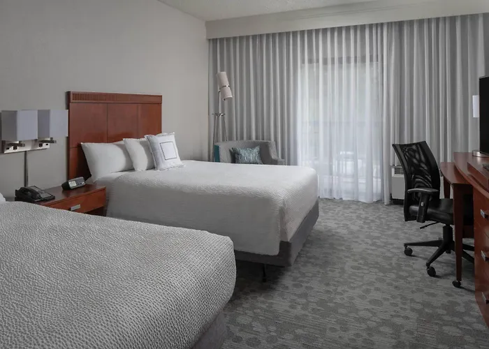 Courtyard By Marriott Jacksonville At The Mayo Clinic Campus/Beaches